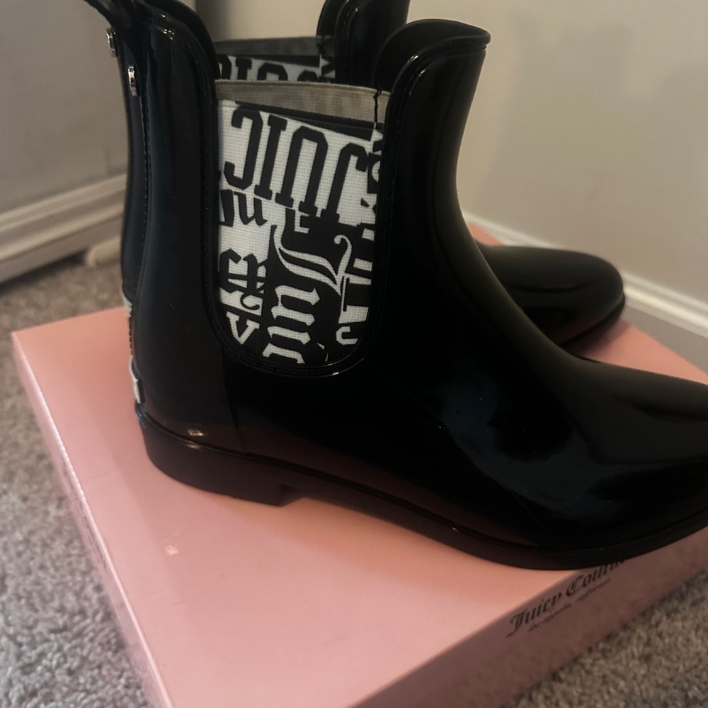 Juicy Couture Glossy Black Ankle Boots